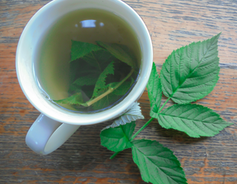 The Role of Raspberry Leaf Tea in Late Pregnancy