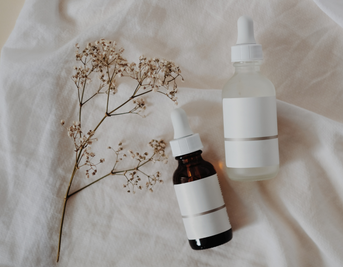 Naturally Soothing Rosacea: Herbal Skincare Solutions